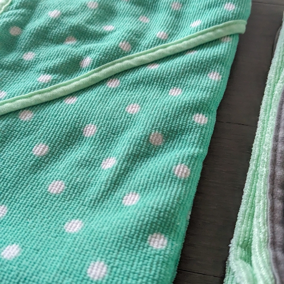 Circo Baby Infant Hooded Towels | Set of 3 - Picture 7 of 9